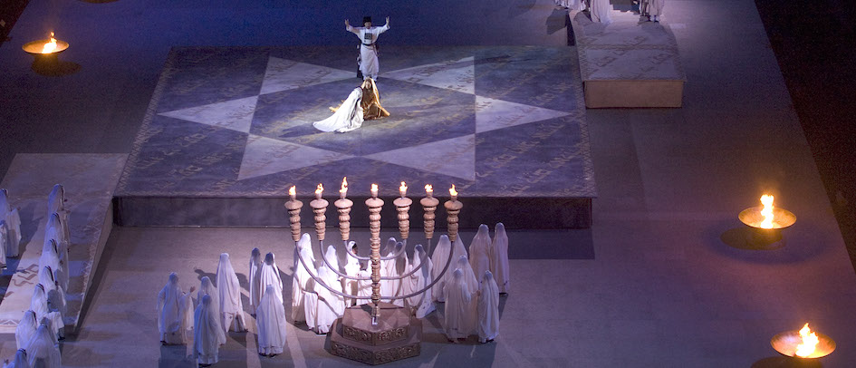 this is image”><slide img=